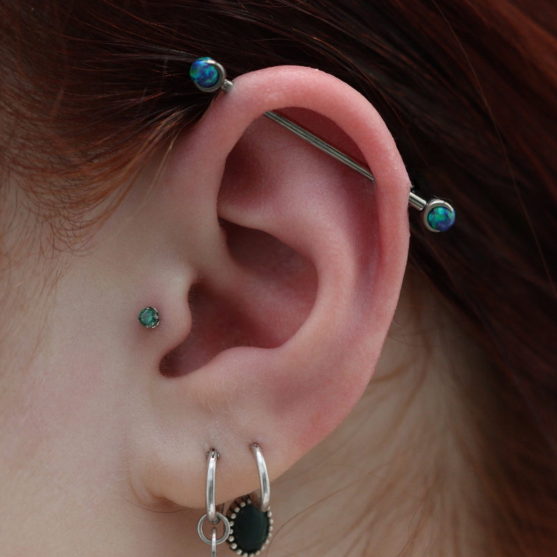 NeoMetal prong emerald green