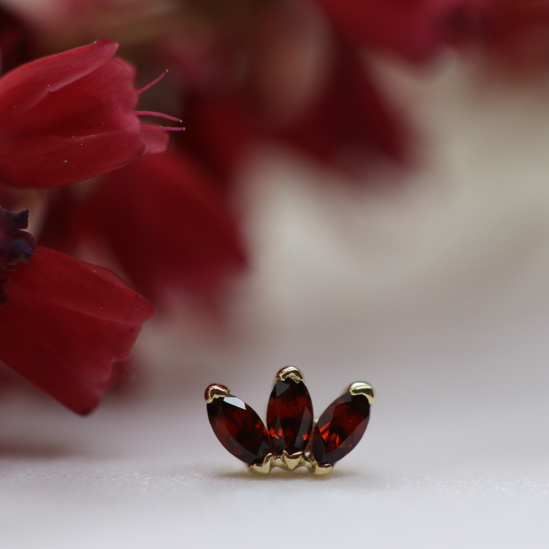 Tiny triple marquise BVLA