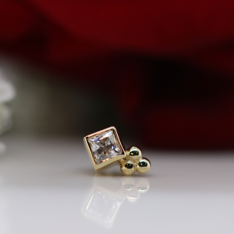 Princess bezel / Tri-bead - YG