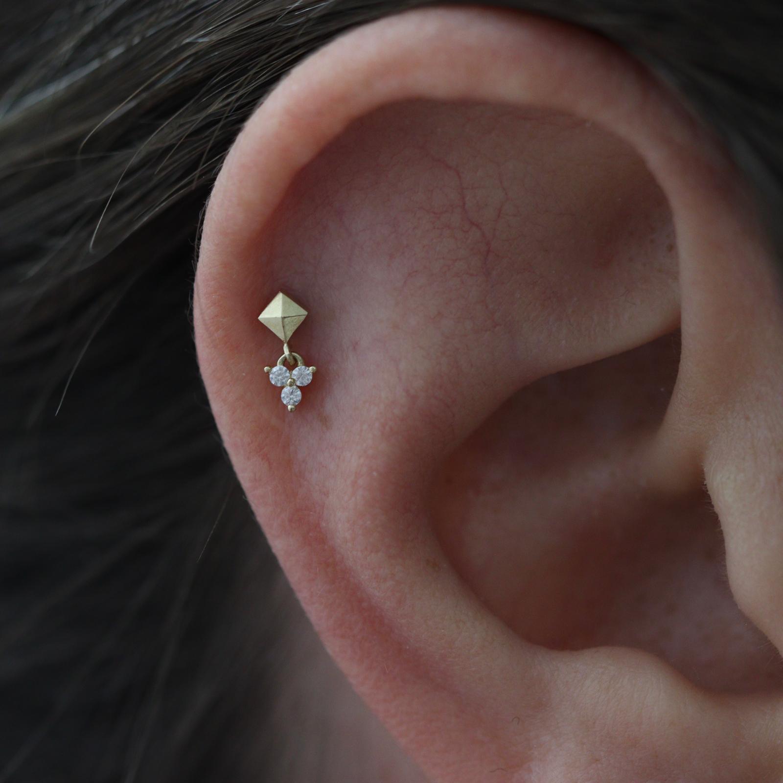 Gouden helix piercing sieraden