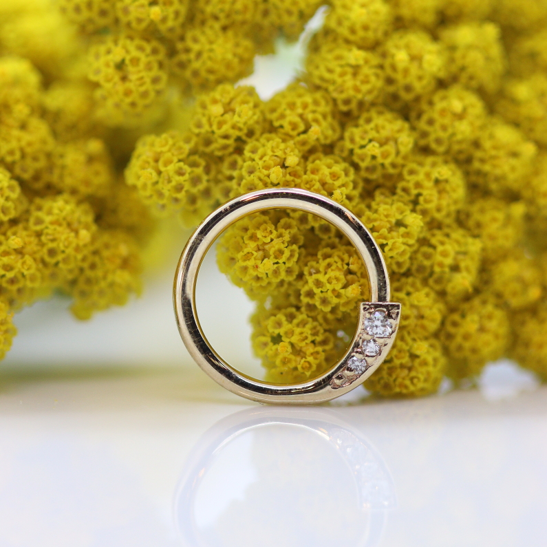 Prysm seamring - White Diamond - YG