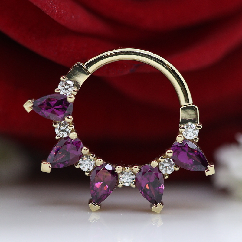 Pear Kolo - White Diamond & Rhodolite