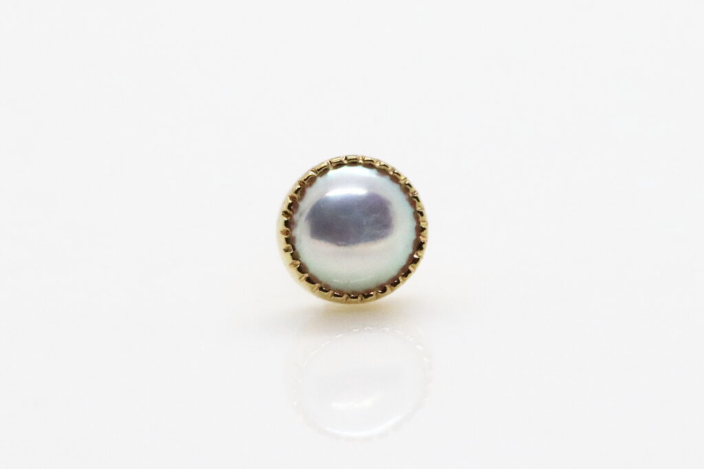 Cab end, Pearl