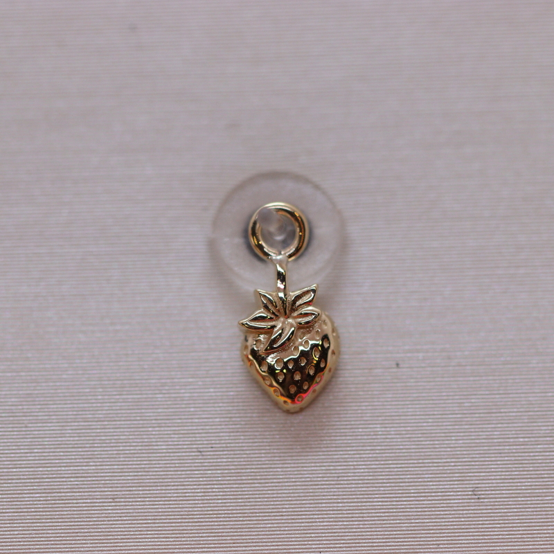 Strawberry charm - YG