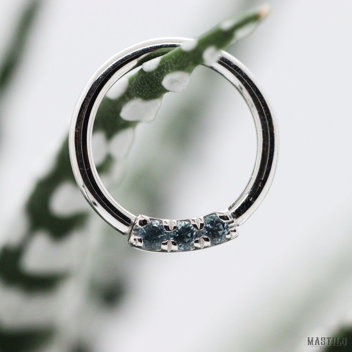 Gem blaze ring - Swiss blue topaz