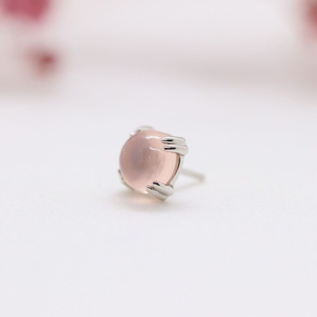 BVLA - Cab Prong - Peach Chalcedony - WG
