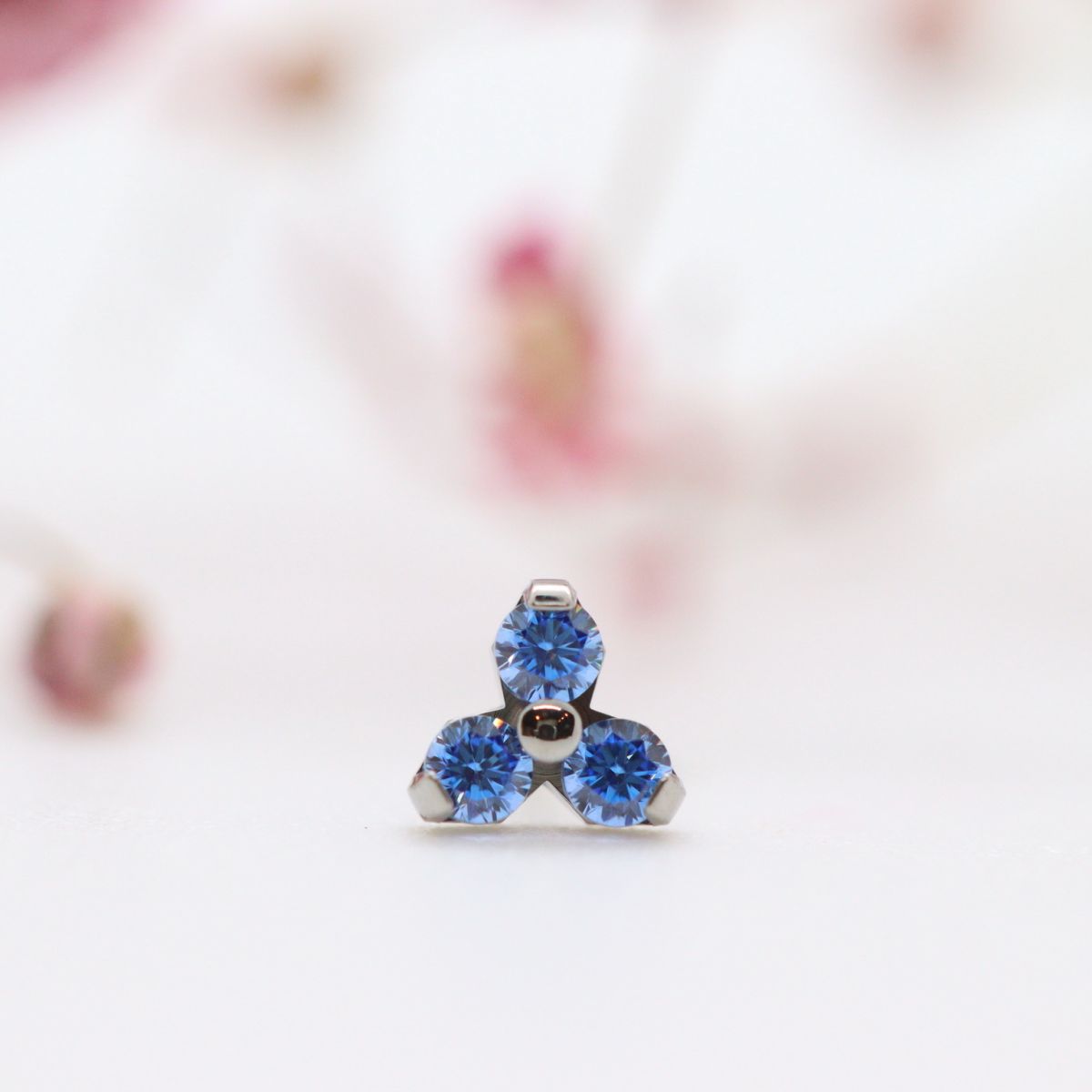 Trinity end - Arctic Blue