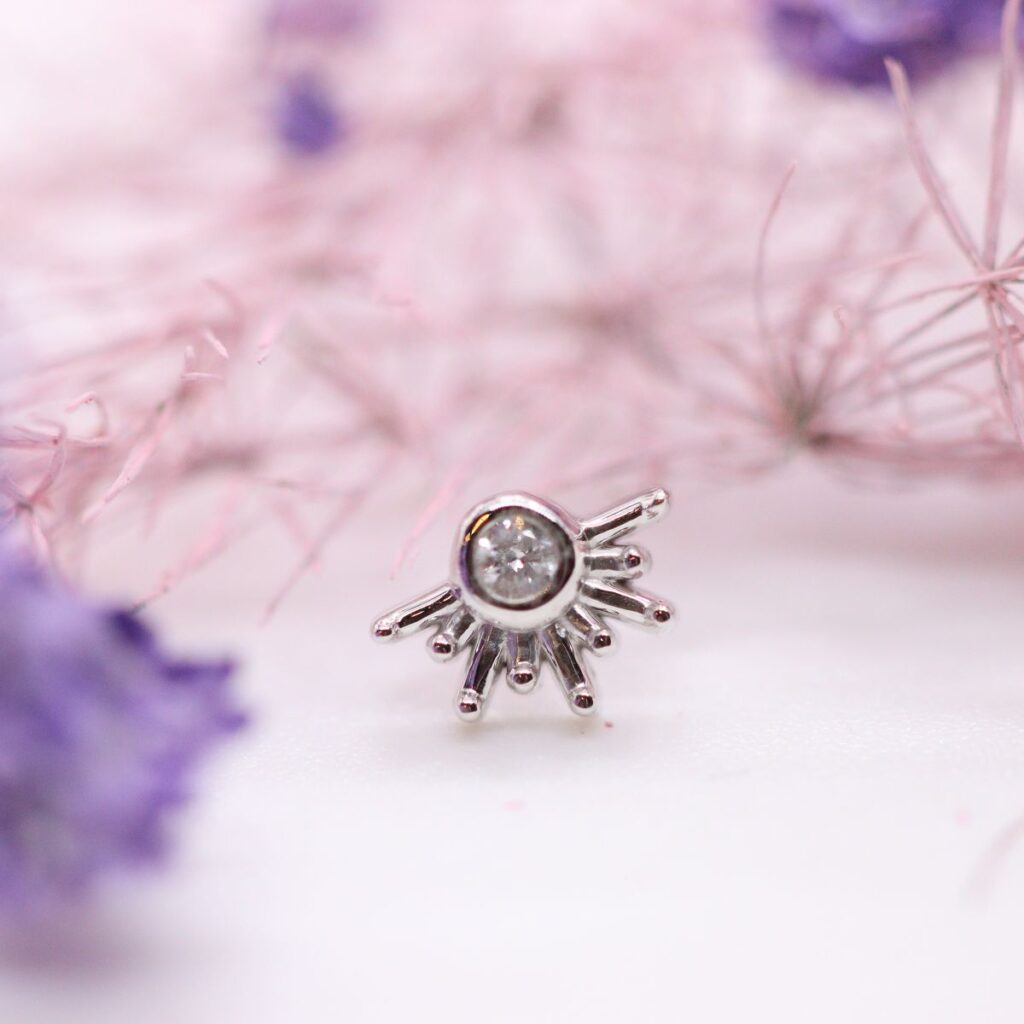 Live to Tell - White Diamond - WG