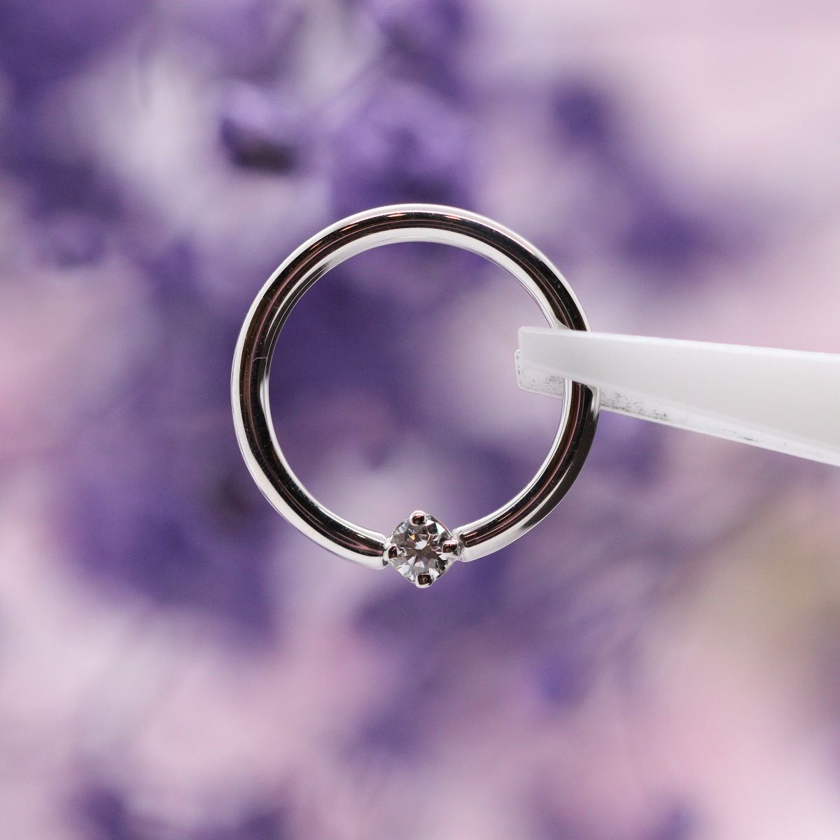 Fixed bead ring - Round Prong Diamond - WG
