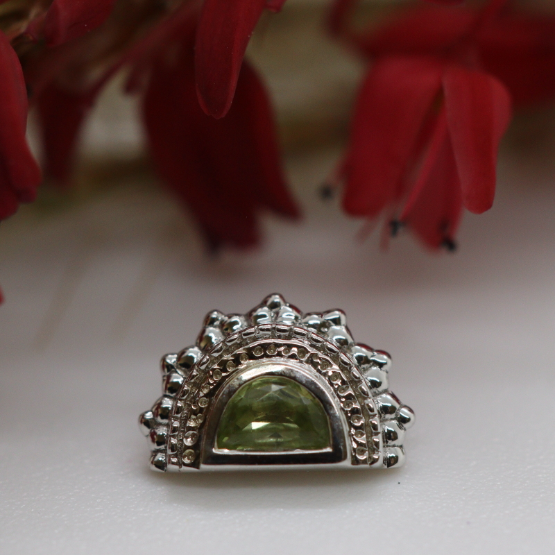 Afghan Moon - Peridot
