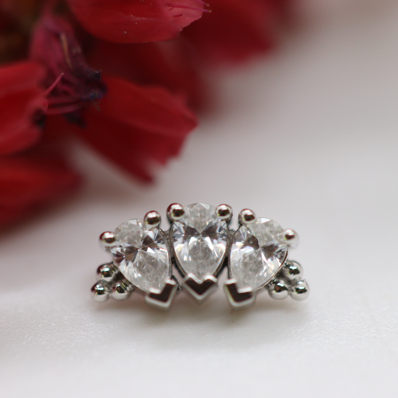 Tiny Panaraya - White CZ