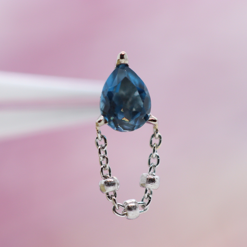 1000% - London Blue Topaz - WG