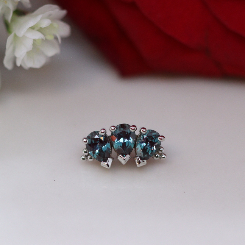 Tiny Panaraya - Chatham Lab created Alexandrite