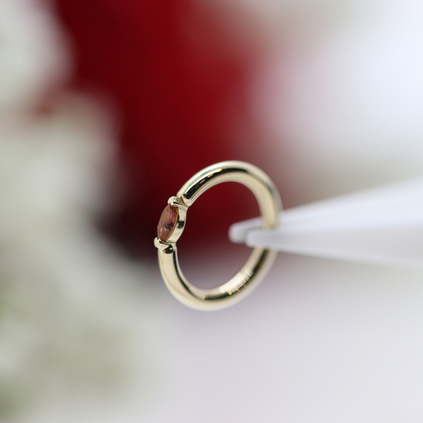 Marquise V Prong seamring - Anastasia Topaz