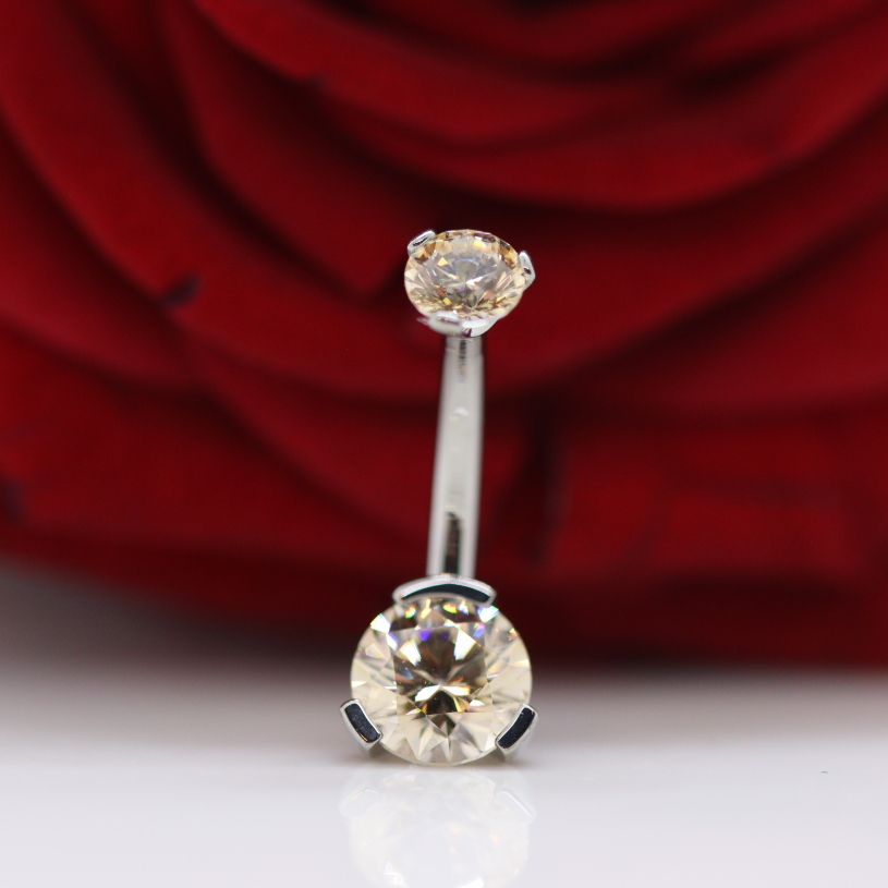 3 Prong-set gem - navel curve - Champagne