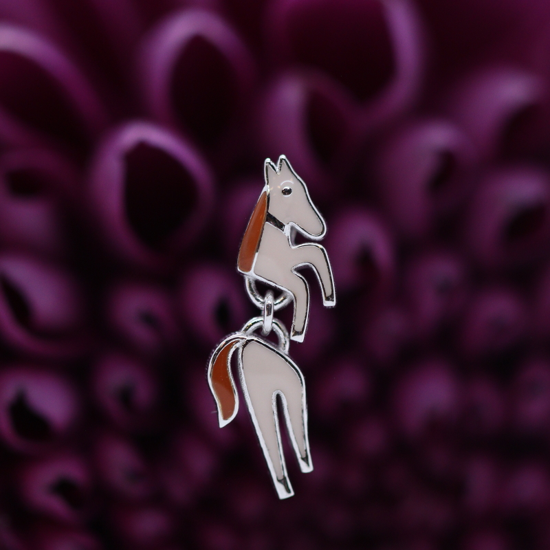 Tail - New White - WG